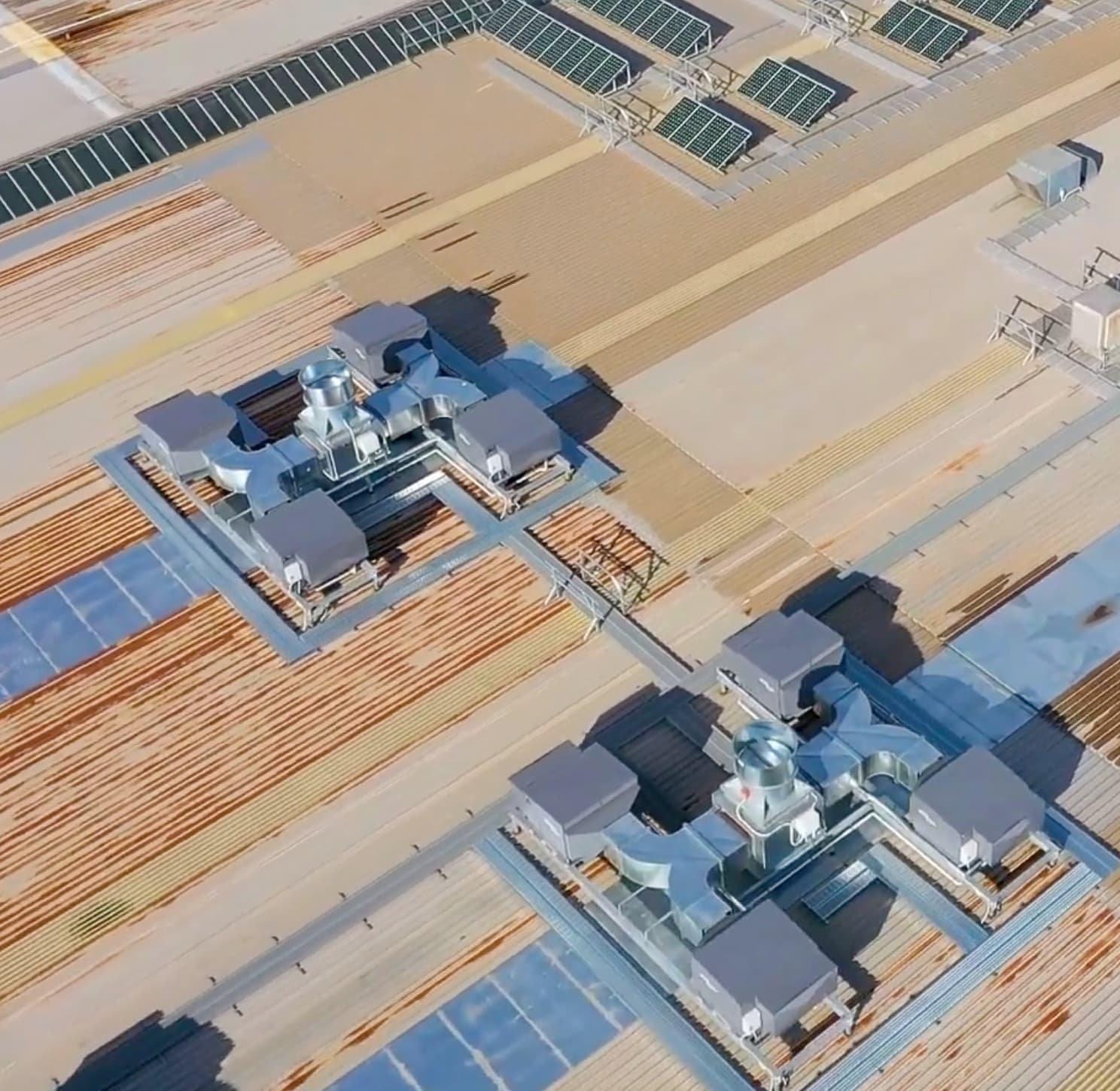 fabrica industrial siendo ventilada por un producto de Climate Gate 