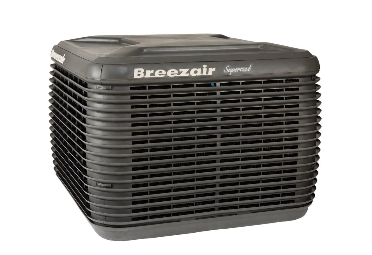 Primer plano de un ventilador industrial TBSI-580, ideal para aplicaciones de lavado de aire en diversas industrias en Colombia.